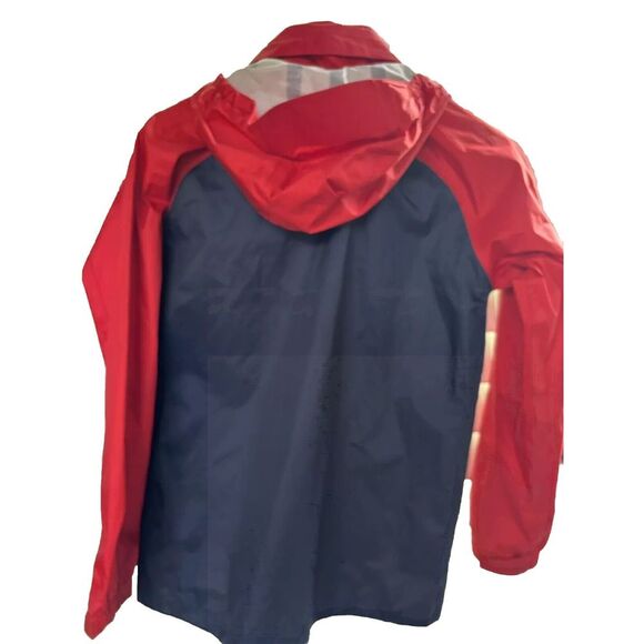 REI Boys Red Navy Rain Jacket, Size XL Windbreaker‎ Waterproof Wind Resistance - Picture 6 of 8